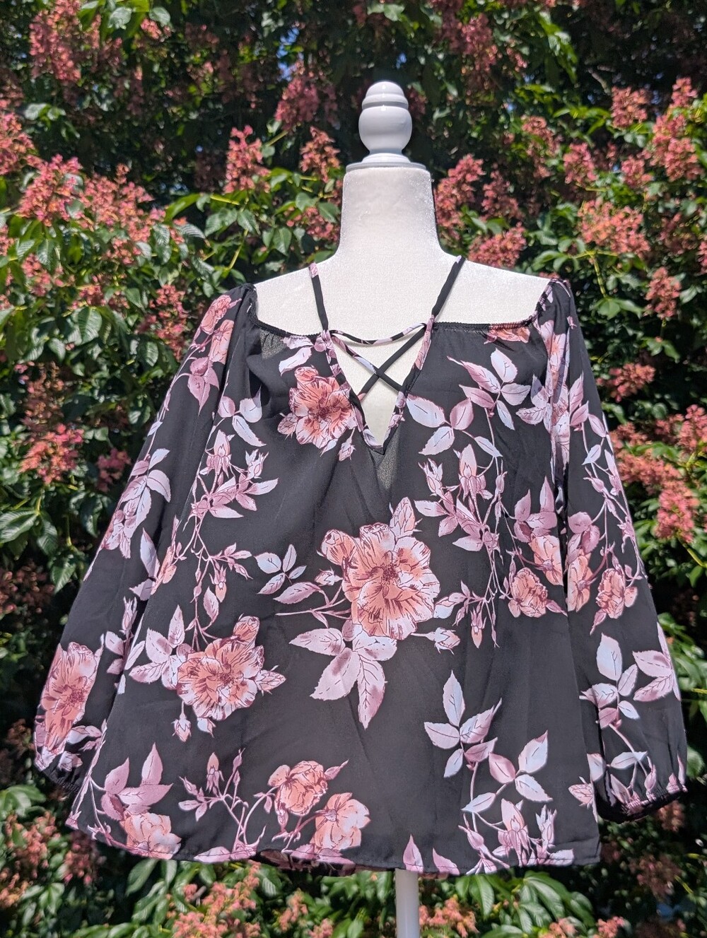 Floral Charlotte Russe Cold-Shoulder Black Blouse with Pink Flower Print